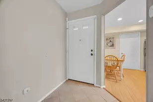 123 Harrow Dr, Franklin Township, NJ 08873 - Photo 4