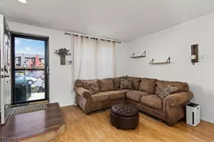 7 Great Horned Owl Ct, Allamuchy Township, NJ 07840 - Photo 4