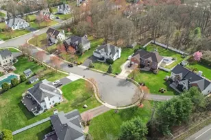 6 Breanne Ct, East Hanover Township, NJ 07936 - Photo 4