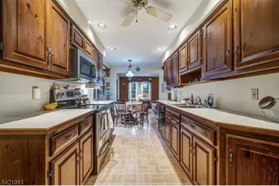 1417 Washington Valley Rd, Bridgewater, NJ 08807 - Photo 6