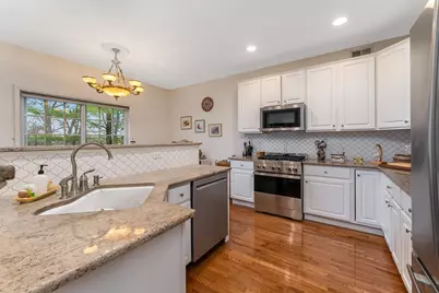7 La Costa Dr, Clinton Township, NJ 08801 - Photo 2