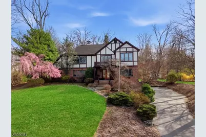 15 Turner Ln, Montville Township, NJ 07082 - Photo 1