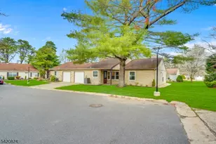 945A Liverpool Cir, Manchester Township, NJ 08759 - Photo 28