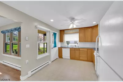 945A Liverpool Cir, Manchester Township, NJ 08759 - Photo 16