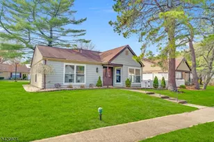 945A Liverpool Cir, Manchester Township, NJ 08759 - Photo 4