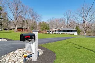 13 Laurel Pl, Chester, NJ 07930 - Photo 2