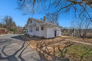 52 Thomas St, High Bridge, NJ 08829 - Photo 6