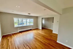 25 Huck Rd, Bloomfield, NJ 07003 - Photo 2