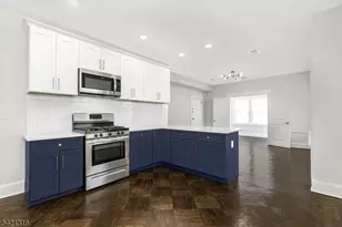 25 Waldo Ave, Bloomfield, NJ 07003 - Photo 8