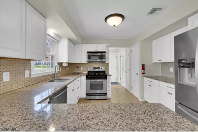 32 Winay Ter, Washington Township, NJ 07853 - Photo 14