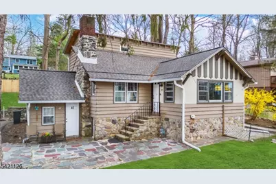 47 Hillside Rd, Sparta Township, NJ 07871 - Photo 1