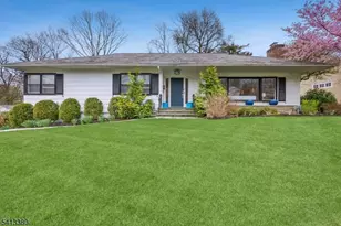 101 Essex Rd, Summit, NJ 07901 - Photo 2