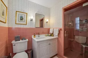 101 Essex Rd, Summit, NJ 07901 - Photo 22