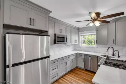 320 South Street #10G, Morristown, NJ 07960 - Photo 4