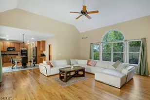 63 Twin Oaks Rd, Bridgewater, NJ 08807 - Photo 16