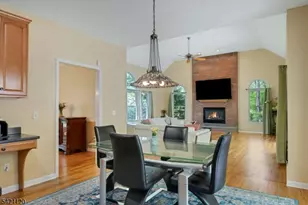 63 Twin Oaks Rd, Bridgewater, NJ 08807 - Photo 14