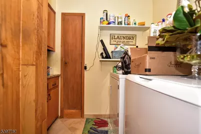 7 Jefferson Pl, Wayne, NJ 07470 - Photo 22