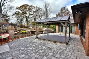 7 Jefferson Pl, Wayne, NJ 07470 - Photo 32