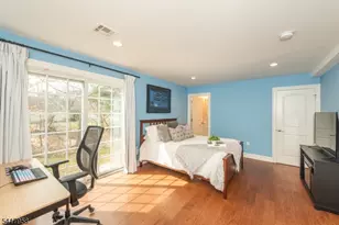 21 Riverbend Ct, New Providence, NJ 07974 - Photo 16