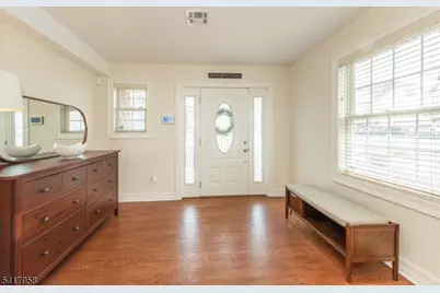 21 Riverbend Ct, New Providence, NJ 07974 - Photo 14