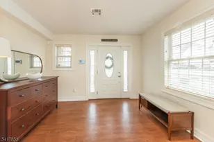 21 Riverbend Ct, New Providence, NJ 07974 - Photo 14