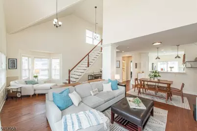 21 Riverbend Ct, New Providence, NJ 07974 - Photo 4