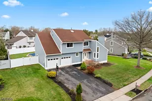 16 Ditmars Cir, Hillsborough Township, NJ 08844 - Photo 28