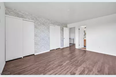 233 Spruce Ct, Raritan Township, NJ 08822 - Photo 20