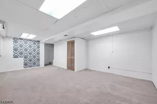 233 Spruce Ct, Raritan Township, NJ 08822 - Photo 22