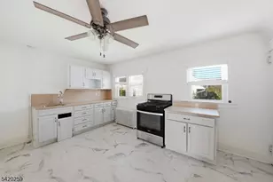 548 Bridgewater Ave, Bridgewater, NJ 08807 - Photo 34