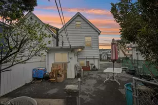 17 Emma Pl, Clifton, NJ 07013 - Photo 2