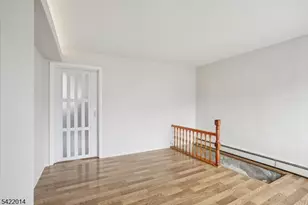 17 Emma Pl, Clifton, NJ 07013 - Photo 6