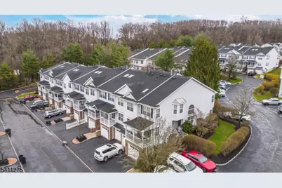 218 Sheffield Ct, Denville, NJ 07834 - Photo 2