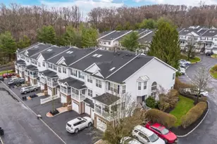 218 Sheffield Ct, Denville, NJ 07834 - Photo 2