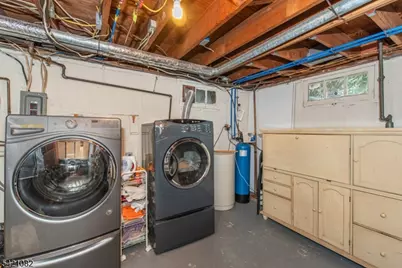 43 Pinchbrook Dr, Florham Park, NJ 07932 - Photo 20