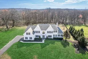 16 Southwind Dr, Mount Olive, NJ 07836 - Photo 2