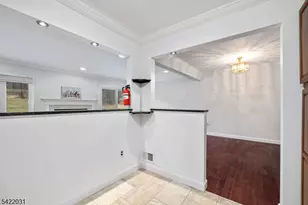 33 Stockton Ct, Parsippany, NJ 07950 - Photo 18