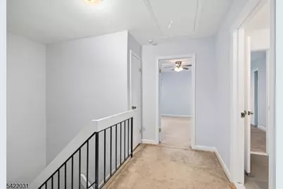 33 Stockton Ct, Parsippany, NJ 07950 - Photo 22