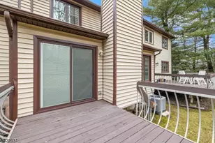 33 Stockton Ct, Parsippany, NJ 07950 - Photo 30