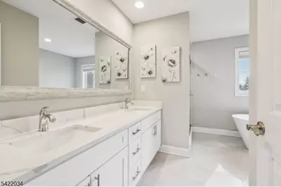 2 Calumet Ave, Parsippany, NJ 07034 - Photo 26