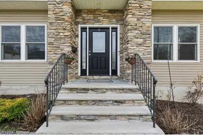 2 Calumet Ave, Parsippany, NJ 07034 - Photo 4