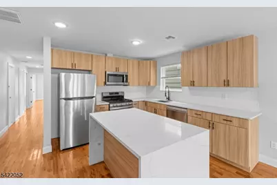 19 Shaw Ave #1, Newark, NJ 07112 - Photo 8