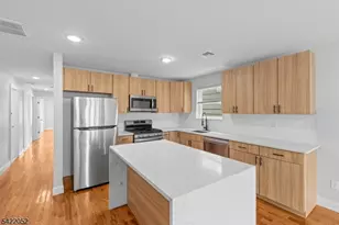 19 Shaw Ave, Newark, NJ 07112 - Photo 4