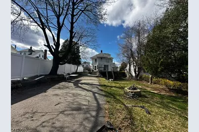 126 Bartholdi Ave, Butler, NJ 07405 - Photo 24