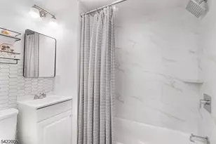 60 Searing St, Dover, NJ 07801 - Photo 18