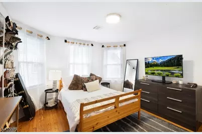 60 Searing St, Dover, NJ 07801 - Photo 16