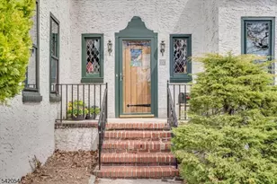 55 Luddington Rd, West Orange Township, NJ 07052 - Photo 2