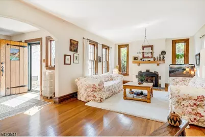 55 Luddington Rd, West Orange Township, NJ 07052 - Photo 10