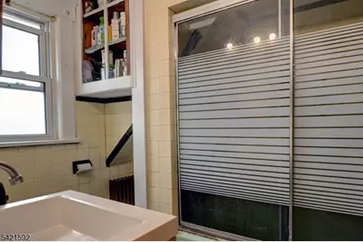 532 W Broadway, Haledon, NJ 07508 - Photo 14