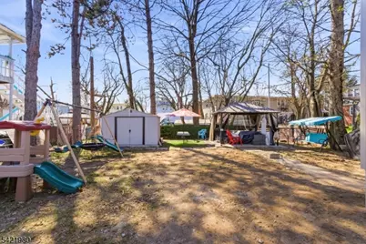 129 Oxford St, Paterson, NJ 07522 - Photo 2